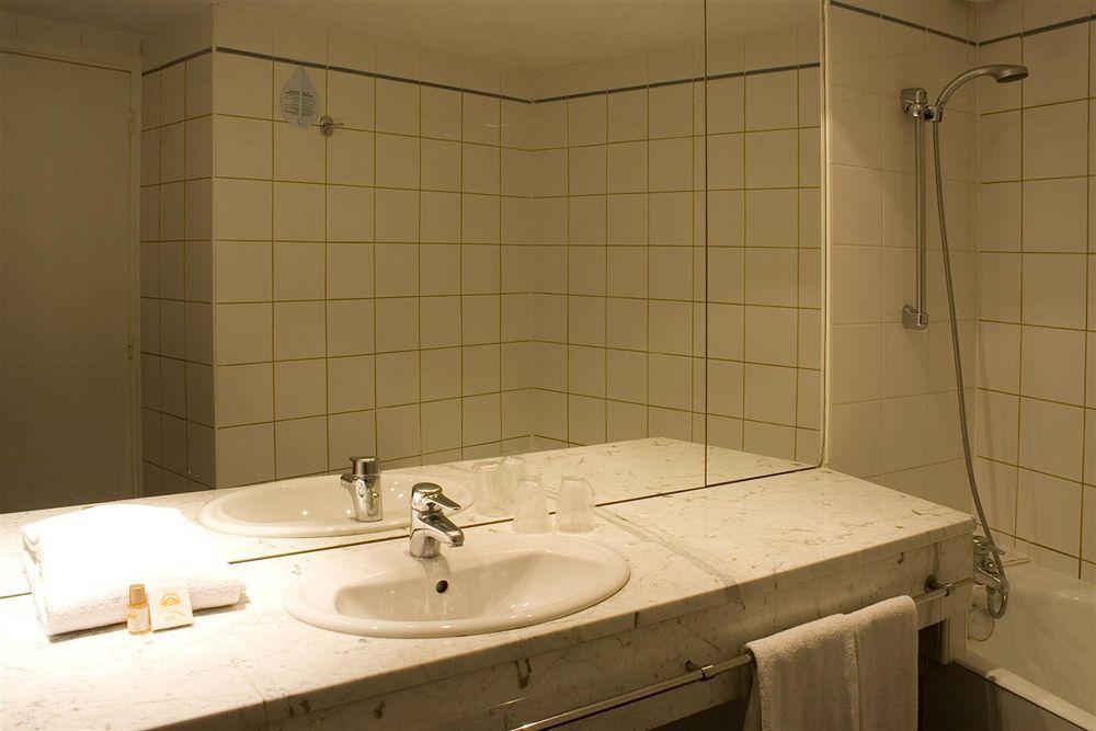 Hotel Ours Blanc - Victor Hugo Toulouse Exterior photo