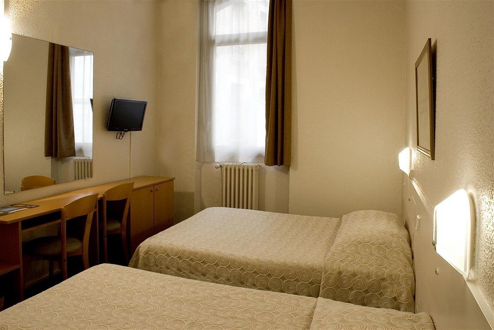 Hotel Ours Blanc - Victor Hugo Toulouse Exterior photo