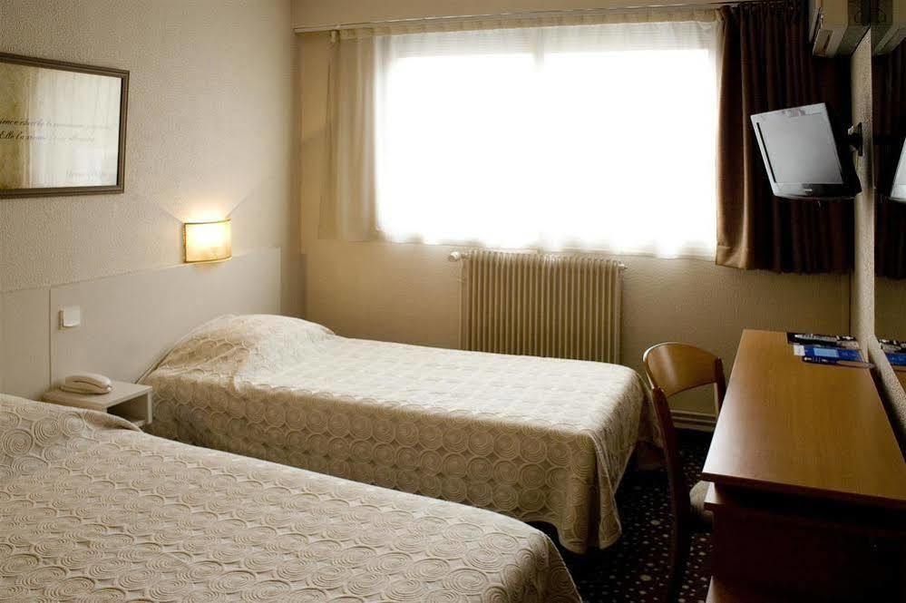 Hotel Ours Blanc - Victor Hugo Toulouse Exterior photo
