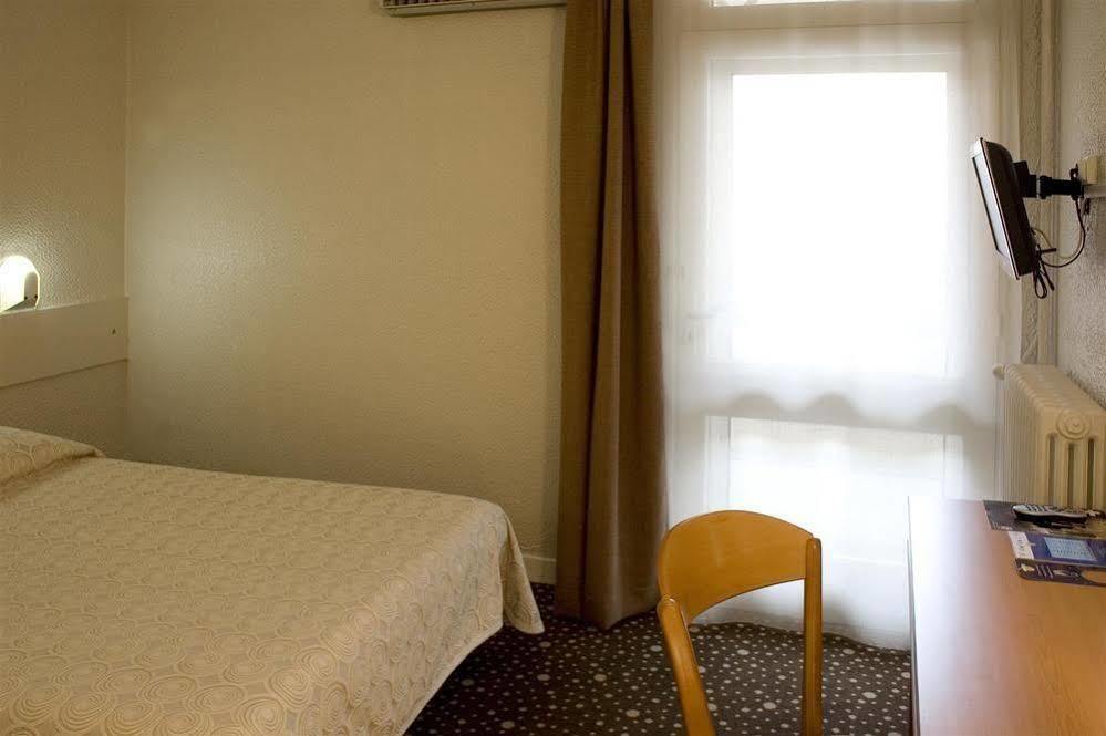 Hotel Ours Blanc - Victor Hugo Toulouse Exterior photo